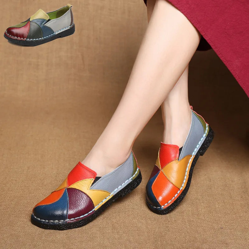 Women's Retro Flats Ethnic Style Mix Colors Round Head Soft-soled Leather Shoes