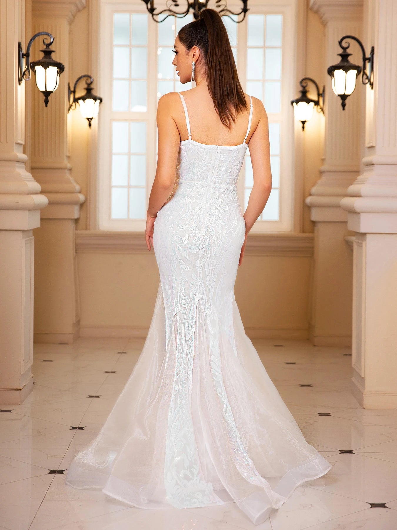 Sleeveless V Neck Sequined Mermaid White Wedding Party Dress Backless Floor Length Evening Prom Gown